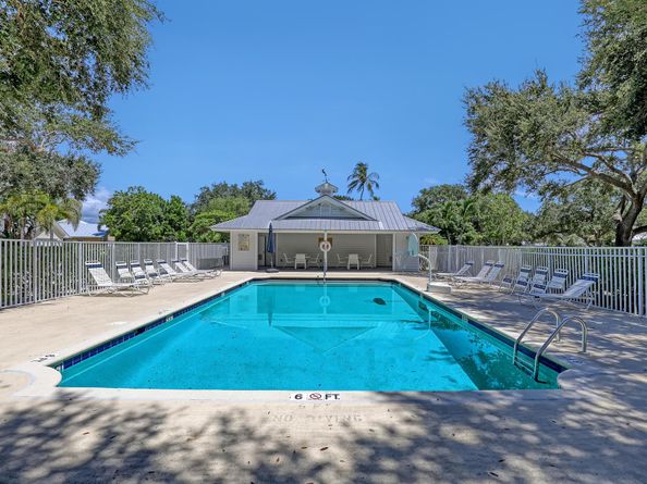 104 Colony Way E, Jupiter FL 33458