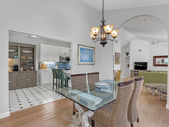 104 Colony Way E, Jupiter FL 33458