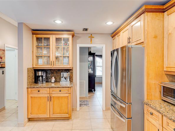 10917 NW 14th St, Coral Springs FL 33071