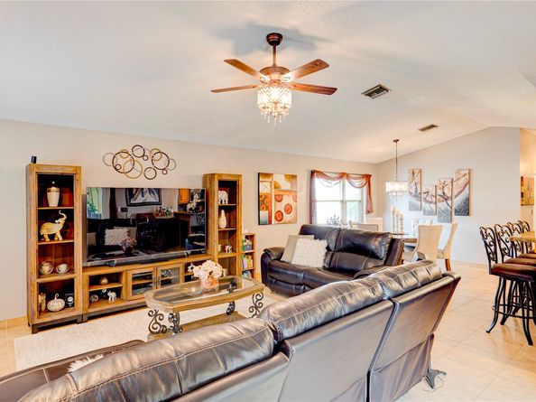 10917 NW 14th St, Coral Springs FL 33071