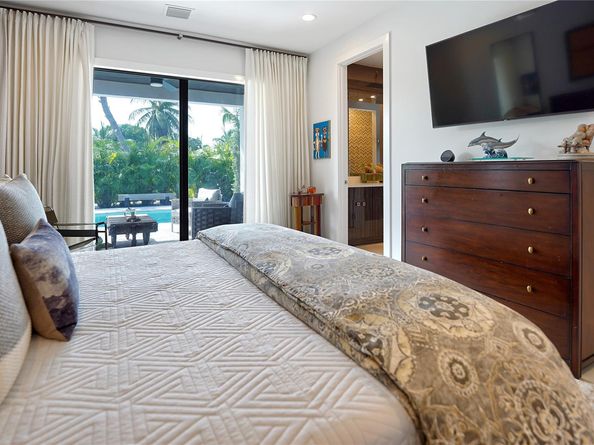 4051 NE 16 Avenue, Fort Lauderdale FL 33334
