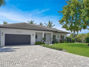 4051 NE 16 Avenue, Fort Lauderdale FL 33334