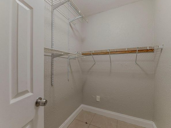 3521 NW 208th Ter, Miami Gardens FL 33056