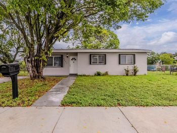 3521 NW 208th Ter