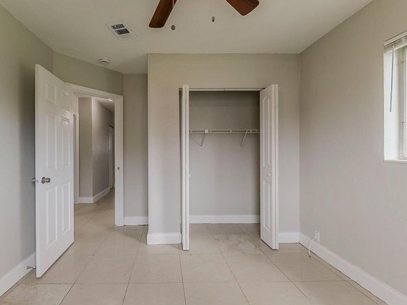3521 NW 208th Ter, Miami Gardens FL 33056