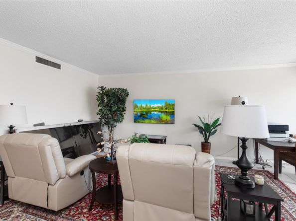 2731 NE 14th Street Cswy 710, Pompano Beach FL 33062