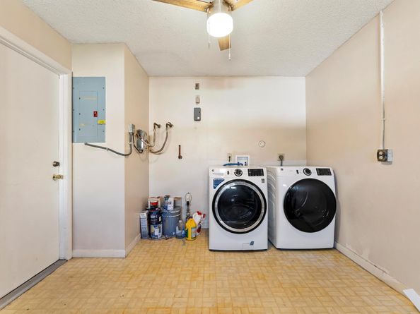 4560 Grand Cypress Road 50, West Palm Beach FL 33417