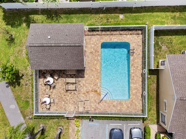 4560 Grand Cypress Road 50, West Palm Beach FL 33417