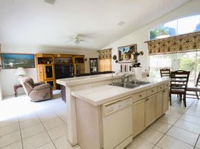 5189 Prairie Dunes Village Circle, Lake Worth FL 33463