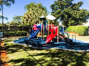 5189 Prairie Dunes Village Circle, Lake Worth FL 33463