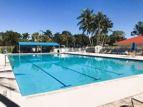 5189 Prairie Dunes Village Circle, Lake Worth FL 33463