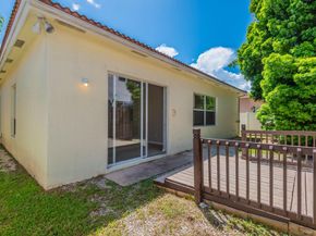 2219 Portofino Ave, Homestead FL 33033