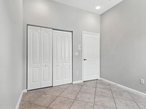 2219 Portofino Ave, Homestead FL 33033