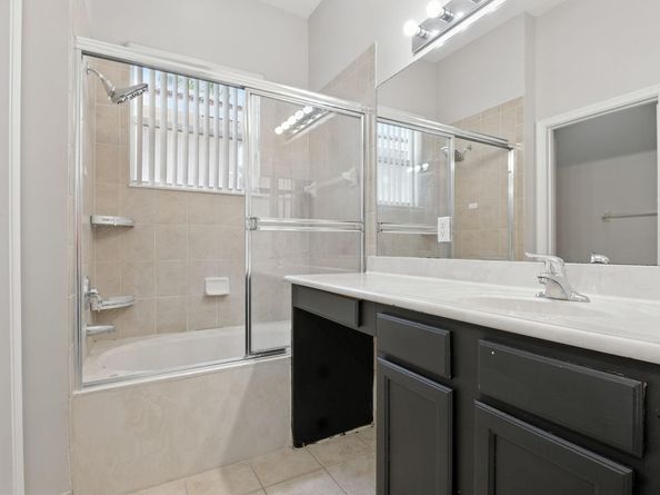 2219 Portofino Ave, Homestead FL 33033