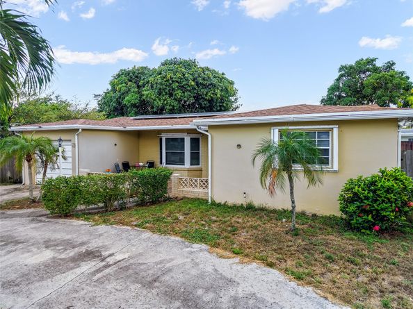 6624 NW 1st Ct, Margate FL 33063