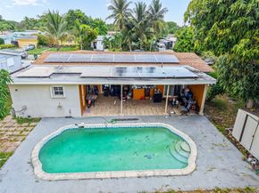 6624 NW 1st Ct, Margate FL 33063