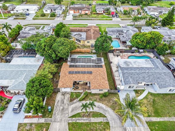 6624 NW 1st Ct, Margate FL 33063