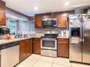 6624 NW 1st Ct, Margate FL 33063