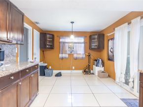 6624 NW 1st Ct, Margate FL 33063