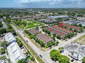 374 SE 1st Dr 374, Deerfield Beach FL 33441