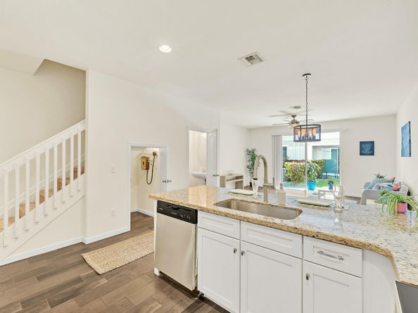 374 SE 1st Dr 374, Deerfield Beach FL 33441