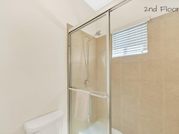 374 SE 1st Dr 374, Deerfield Beach FL 33441