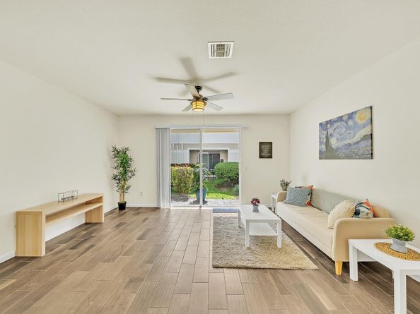 374 SE 1st Dr 374, Deerfield Beach FL 33441