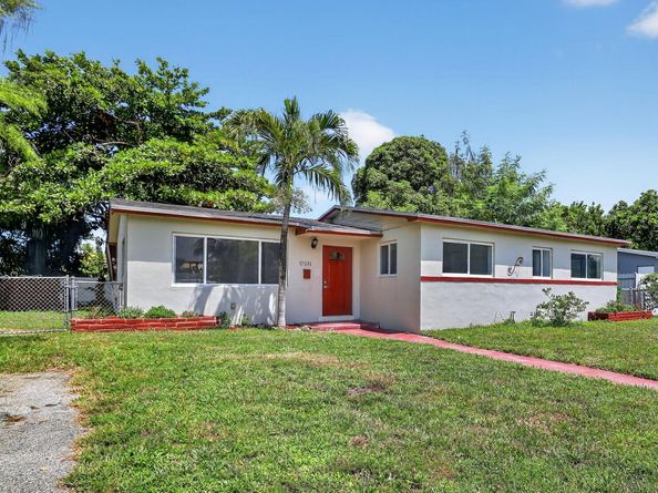 17131 NW Miami Court, Miami FL 33169