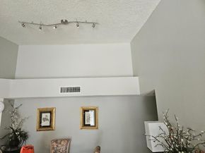 5011 Wiles Rd 304, Coconut Creek FL 33073