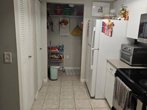 5011 Wiles Rd 304, Coconut Creek FL 33073