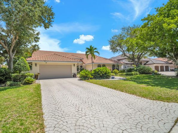 12200 Classic Dr, Coral Springs FL 33071