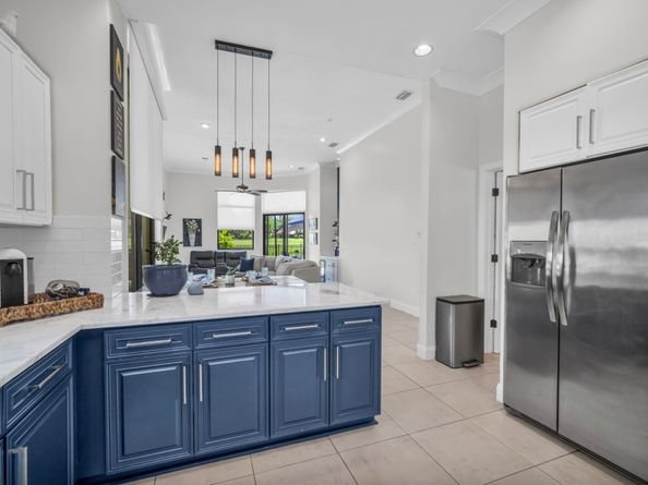 12200 Classic Dr, Coral Springs FL 33071