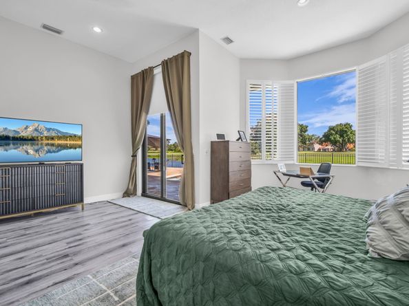 12200 Classic Dr, Coral Springs FL 33071