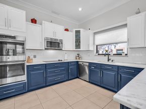 12200 Classic Dr, Coral Springs FL 33071