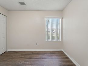 5255 NW 117th Ave, Coral Springs FL 33076