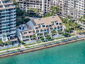520 Brickell Key Dr Unit BH25, Miami FL 33131