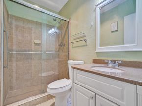 2250 NE 66th St 1523, Fort Lauderdale FL 33308