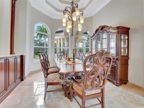 3440 Stallion Ln, Weston FL 33331