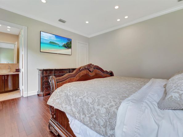 3440 Stallion Ln, Weston FL 33331