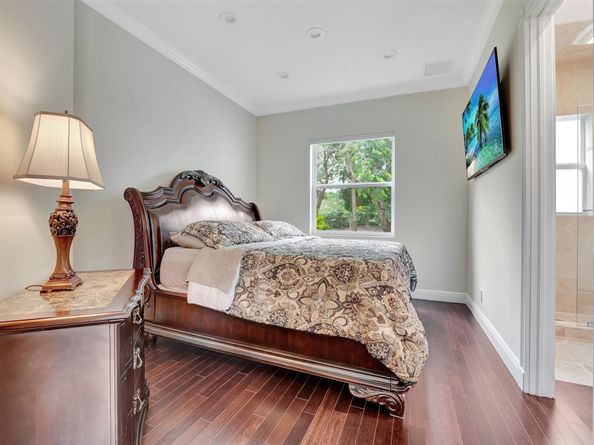 3440 Stallion Ln, Weston FL 33331