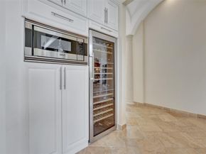 3440 Stallion Ln, Weston FL 33331