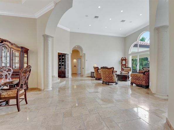 3440 Stallion Ln, Weston FL 33331