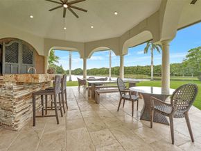 3440 Stallion Ln, Weston FL 33331