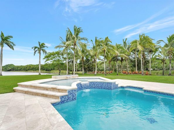 3440 Stallion Ln, Weston FL 33331