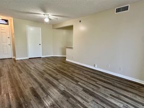 211 Lake Pointe Dr 110, Oakland Park FL 33309