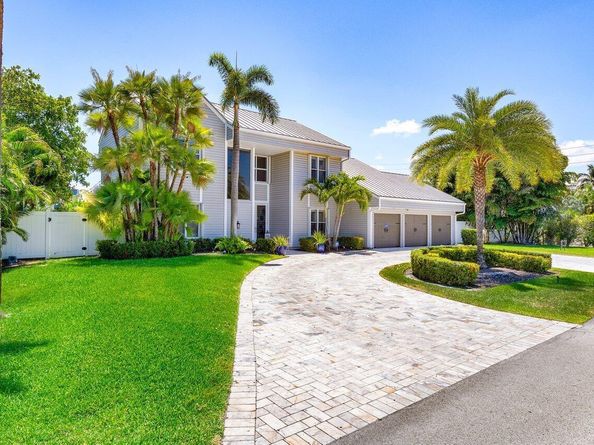 910 Jasmine Drive, Delray Beach FL 33483