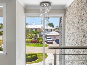910 Jasmine Drive, Delray Beach FL 33483