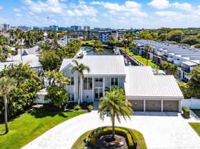 910 Jasmine Drive, Delray Beach FL 33483