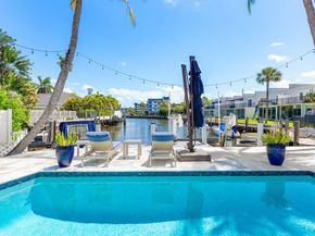910 Jasmine Drive, Delray Beach FL 33483