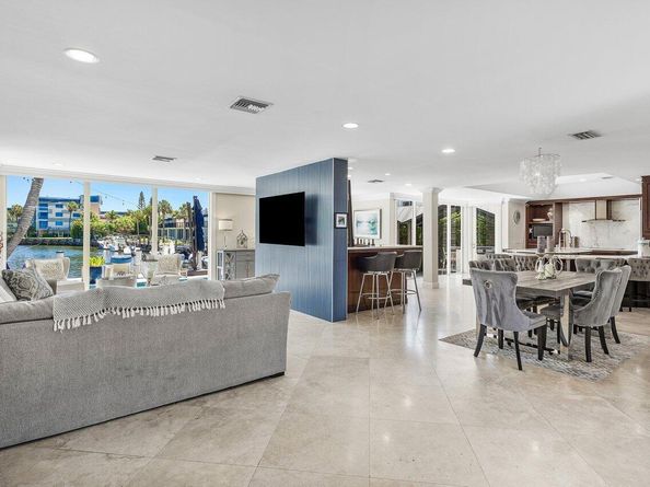 910 Jasmine Drive, Delray Beach FL 33483
